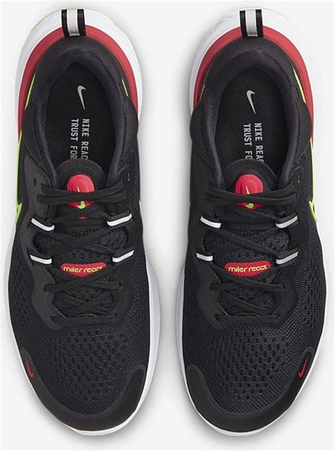 nike legend react maat 45